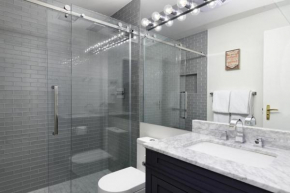 Chateau Snow Unit 202, Renovated Condo with Great Natural Light, Excellent Location
